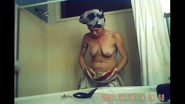 10.16.2011 Melissa Takes a Bath(c)- (3 Klip hangat yang segar