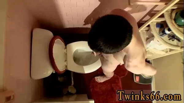 Fresh Gay clip of Unloading In The Toilet Bowl warm Clips