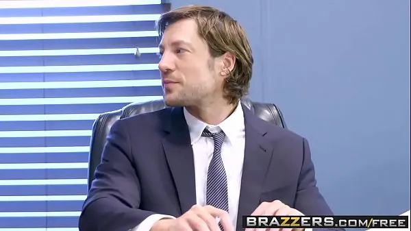 Nouveaux Brazzers - Gros seins au travail - Envie d'un travail avec Rachel RoXXX Skyla Novea et Jean Val extraits chauds