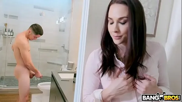 Fresh BANGBROS - Stepmom Chanel Preston Catches Jerking Off In Bathroom warm Clips
