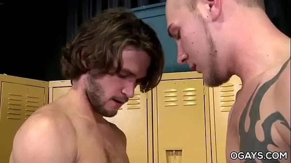 Friss Duncan Black Gets Fucked in a Locker Room meleg klipek