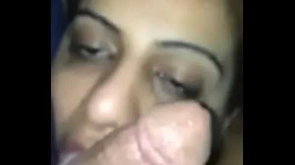 Fresh Indian d. sucking my cock warm Clips