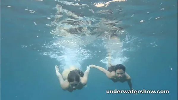 신선한 Julia and Masha are swimming nude in the sea개의 따뜻한 클립