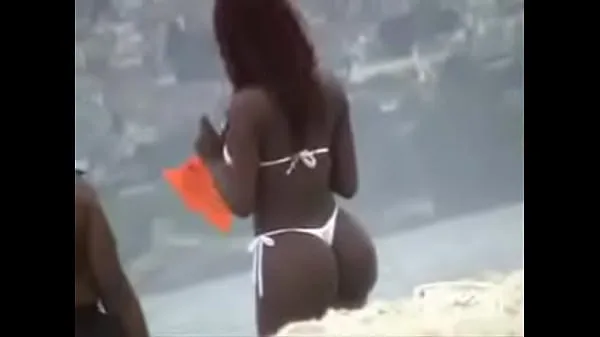 Voyeur en la playa - Bikini Blanco Klip hangat yang segar