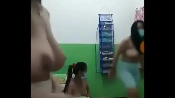 Nude Girls from Asia having fun in dorm Klip hangat yang segar