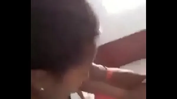 Nuevos chica gimiendo como puta clips cálidos