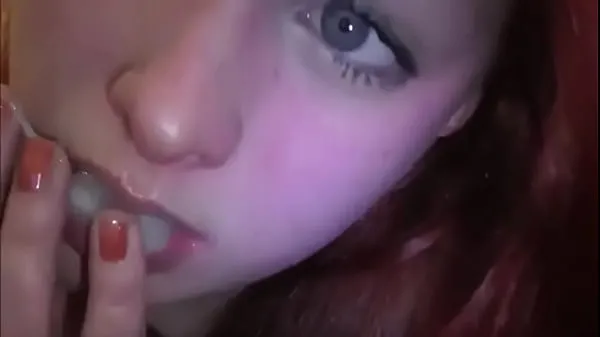 تازہ Married redhead playing with cum in her mouth گرم کلپس