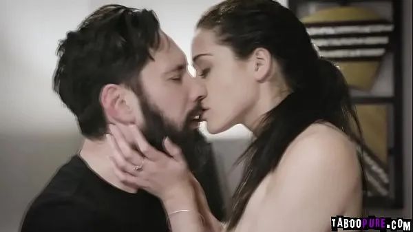 清新Avi Love and Mike Mancini start making love and kiss! each other into a hot intense fucking温暖的剪辑