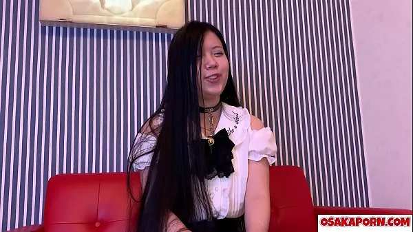 Nuevos 24 años linda asiática amateur disfruta de una entrevista de sexo. Joven japonesa se masturba con un juguete para follar. Alice 1 OSAKAPORN clips cálidos