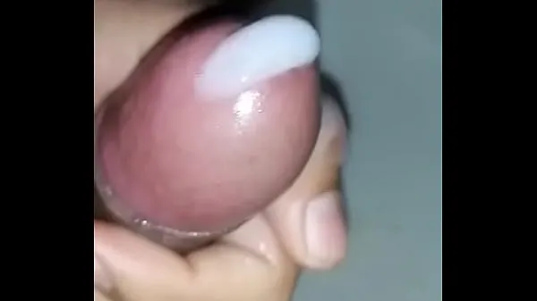 ताज़ा A lot of milk coming out of my penis गर्म क्लिप्स