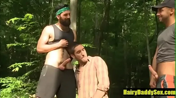 คลิปอบอุ่น Lean Hairy Stud threesome outdoors สดใหม่