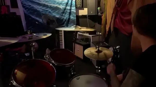 清新Felicity feline drumming long jam温暖的剪辑