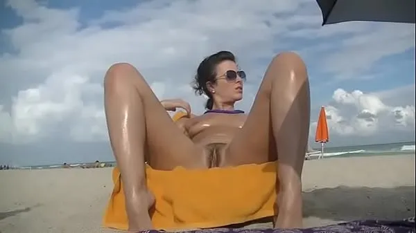 Fresh EW 471 - Helena Arrives At Nude Beach. Hubby Films Her Sitting Spread Eagle Showing Off Her Bush warm Clips