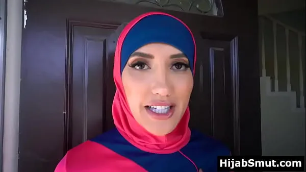 Nuevos Esposa musulmana se folla al casero para pagar el alquiler clips cálidos