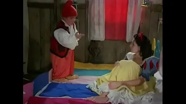 Verse Snow white and 7 dwarfs warme clips