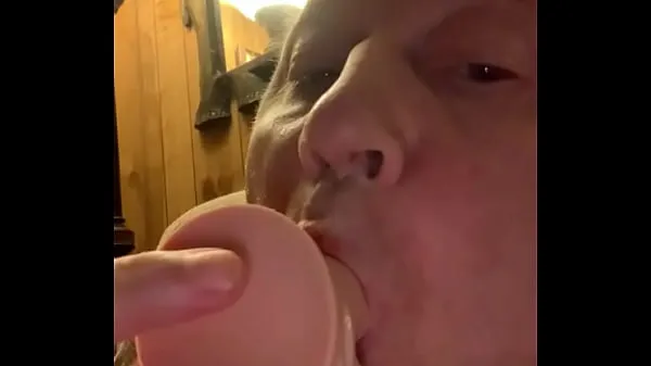 Sveži Sucking the fuck off of my vibrating dildo topli posnetki