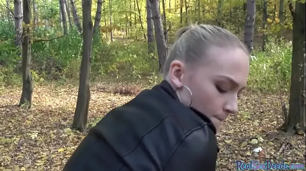 Tuoreet Reality babe POV fucked outdoor 4 cash after casting lämmintä klippiä