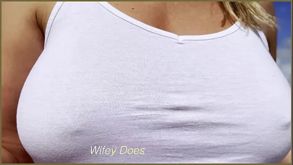Freschi SEXY MILF public exhibitionist dare - wet shirt in public and lets stranger poor water on her braless boobsclip caldi
