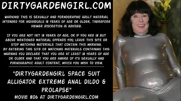 Friske Dirtygardengirl space suit alligator extreme anal dildo & prolapse varme klip